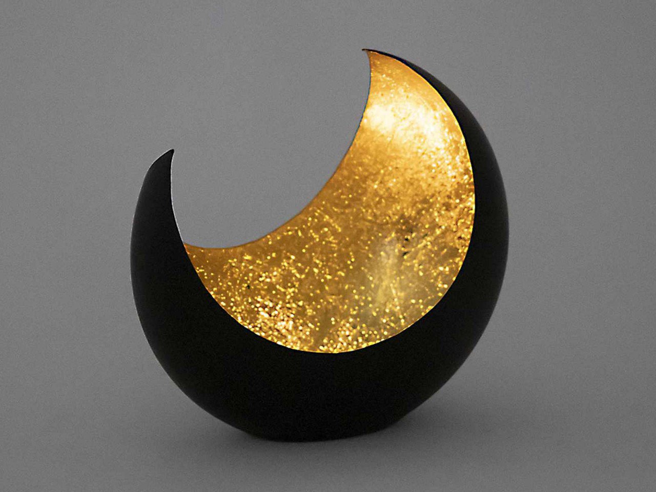 Tealight holder candle holder candle holder moon half moon shape black matt gold plated on the inside
