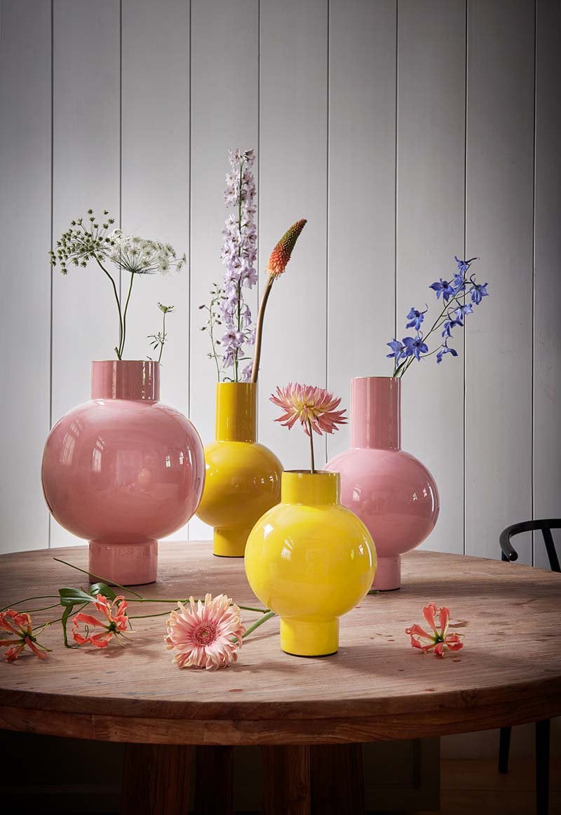 Vase Metal Medium Pink  24x40cm