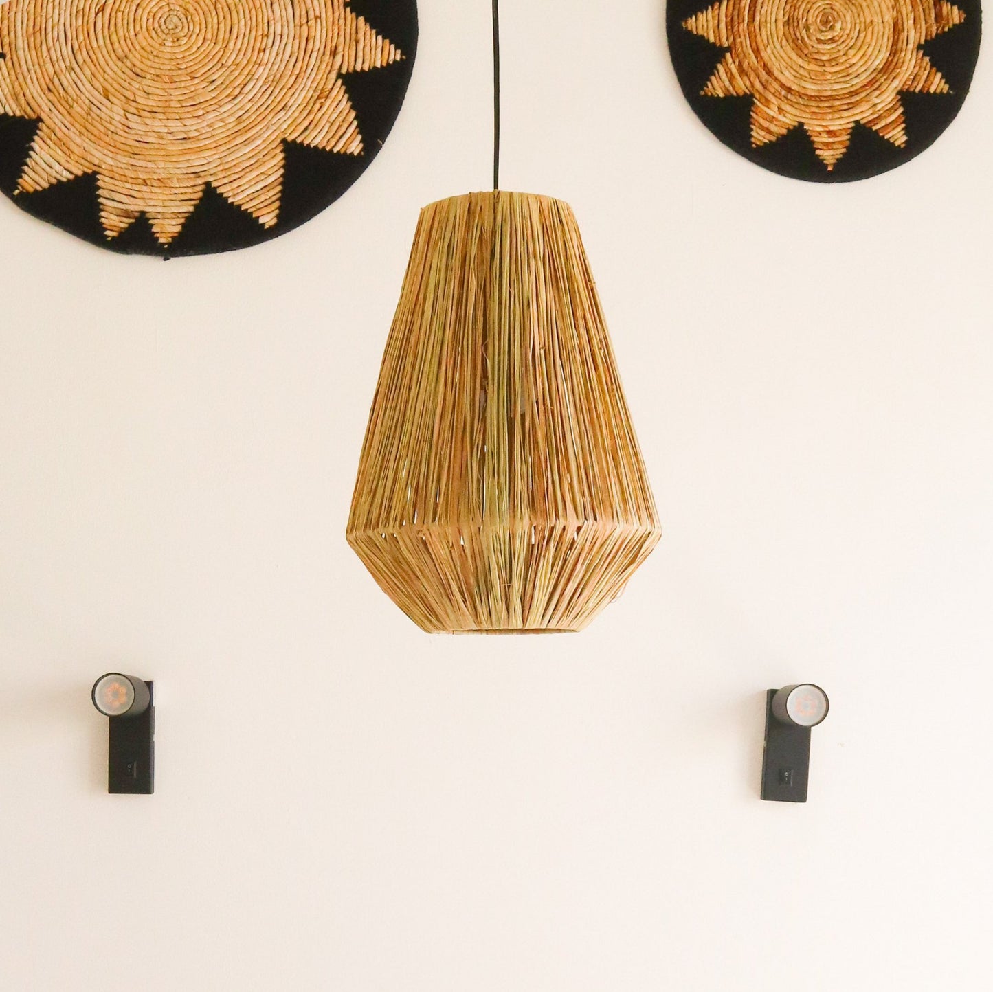 Lampshade Ceiling Lamp Pendant round ENDAH made of Raffia