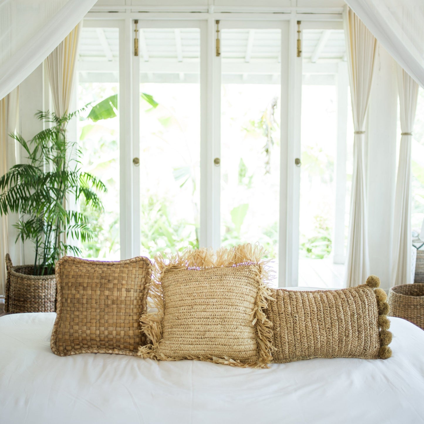 Throw pillow with filling | Decorative cushion | Sofa Cushion SANUR made from Raffia
